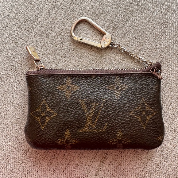Used Louis Vuitton Clip Wallet - Picture 1 of 6